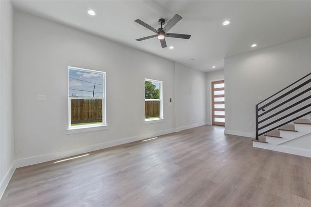 9313 Jutland Road, Houston, TX 77033