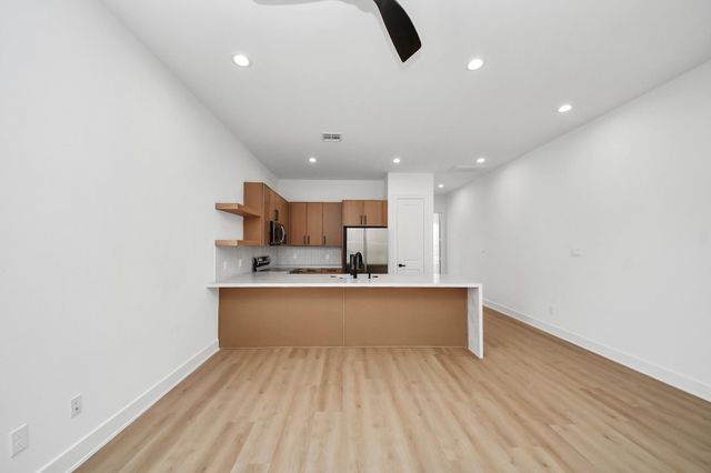 4607 Gunter Street D, Houston, TX 77020
