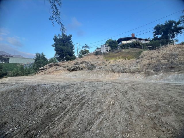 20254 Westpoint Dr., Riverside, CA 92507
