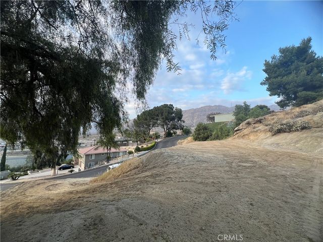 20254 Westpoint Dr., Riverside, CA 92507