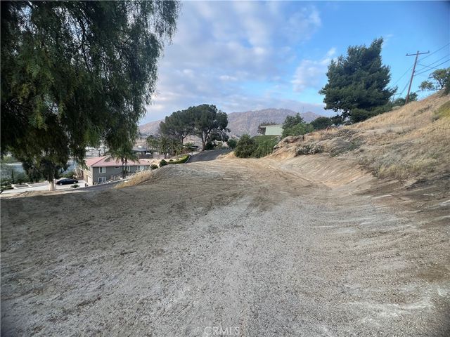 20254 Westpoint Dr., Riverside, CA 92507
