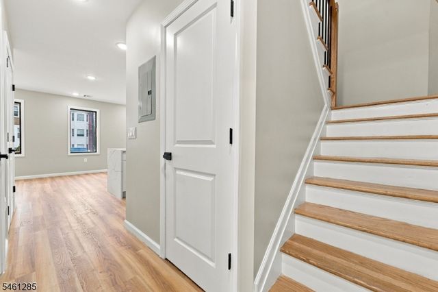 502 Davis Ave, Harrison Town, NJ 07029