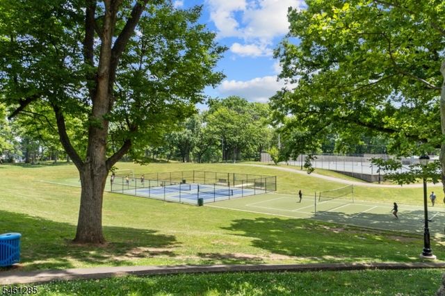502 Davis Ave, Harrison Town, NJ 07029