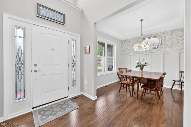 24144 Salzburg Circle, North Olmsted, OH 44070