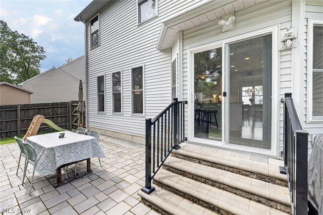24144 Salzburg Circle, North Olmsted, OH 44070