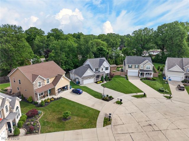 24144 Salzburg Circle, North Olmsted, OH 44070