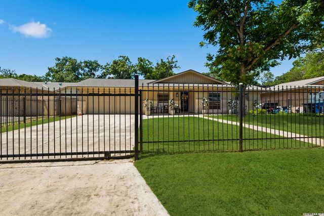 6807 Connie Mack, San Antonio, TX 78240