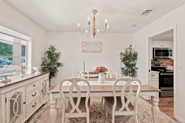 6807 Connie Mack, San Antonio, TX 78240