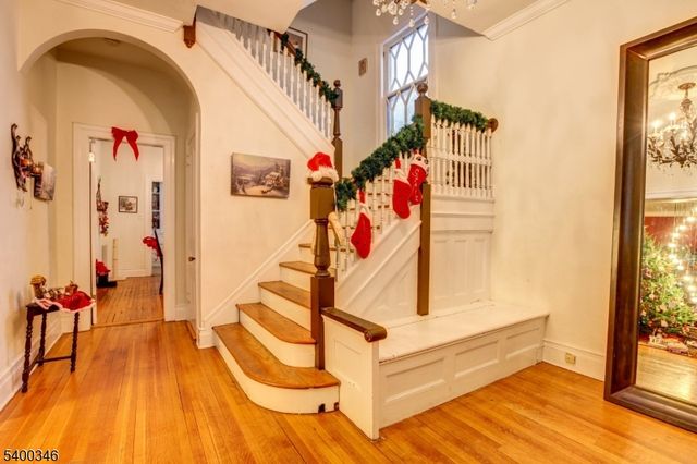 736 Lake St, Newark City, NJ 07104