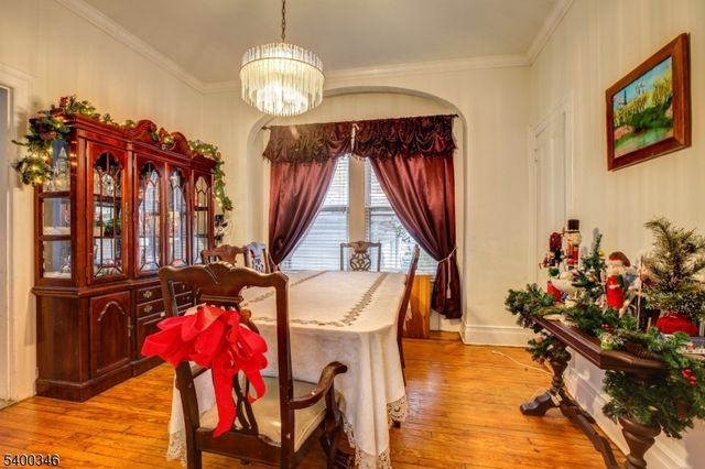 736 Lake St, Newark City, NJ 07104