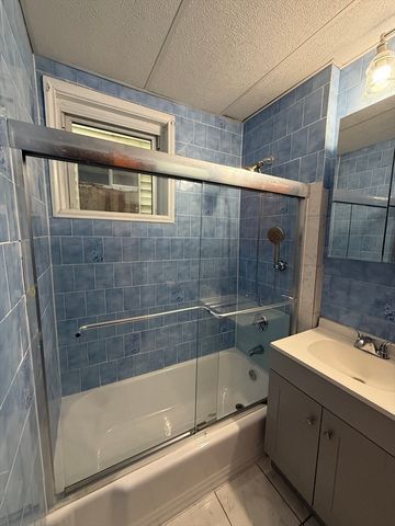 2A Marshfield St 2, Boston, MA 02119