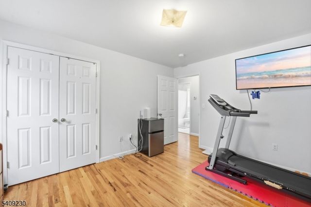 637 Jefferson Ave, Elizabeth City, NJ 07201