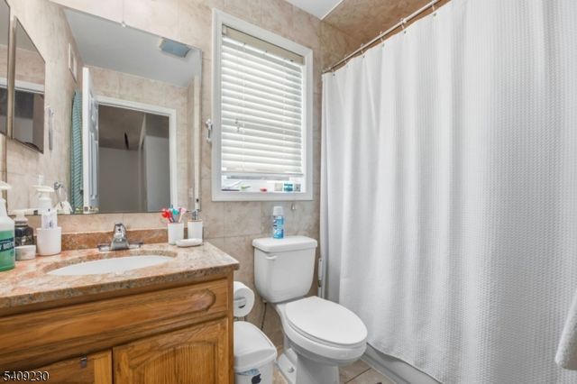 637 Jefferson Ave, Elizabeth City, NJ 07201