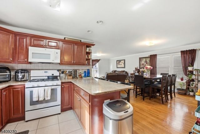 637 Jefferson Ave, Elizabeth City, NJ 07201