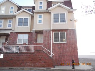 1 Patricia Lane 401, Bronx, NY 10465