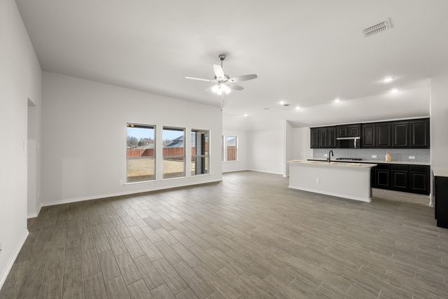 805 Stone Eagle Drive, Azle, TX 76020