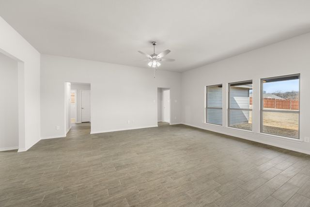 805 Stone Eagle Drive, Azle, TX 76020