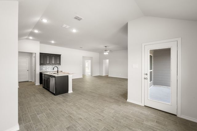 805 Stone Eagle Drive, Azle, TX 76020