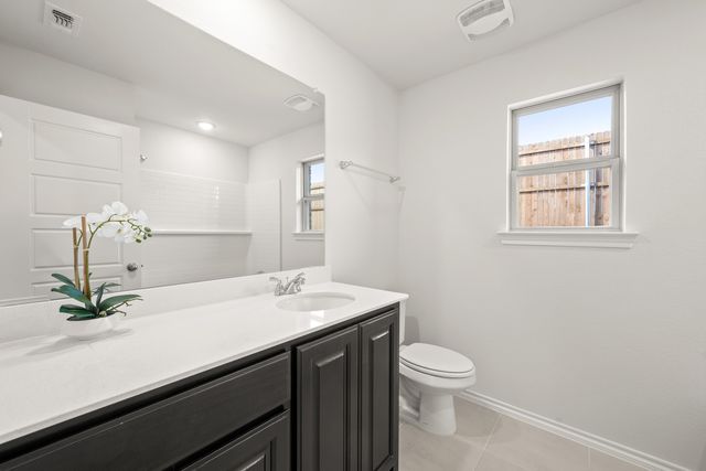 805 Stone Eagle Drive, Azle, TX 76020