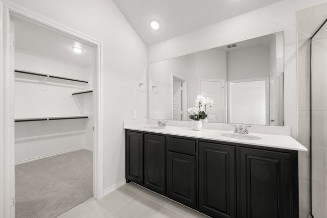 805 Stone Eagle Drive, Azle, TX 76020