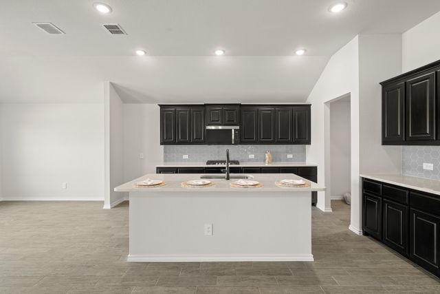 805 Stone Eagle Drive, Azle, TX 76020