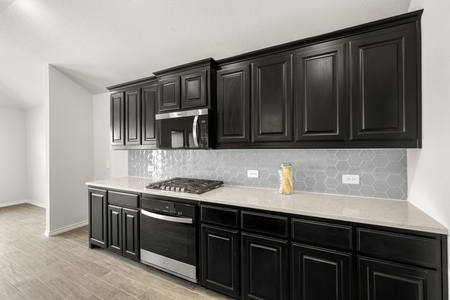 805 Stone Eagle Drive, Azle, TX 76020