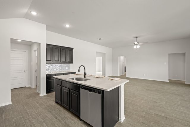 805 Stone Eagle Drive, Azle, TX 76020