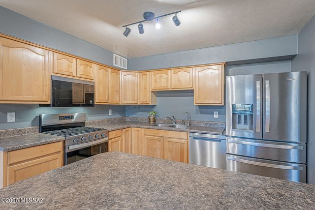 4975 W Santa Maria Drive, Amado, AZ 85645