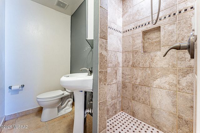 4975 W Santa Maria Drive, Amado, AZ 85645