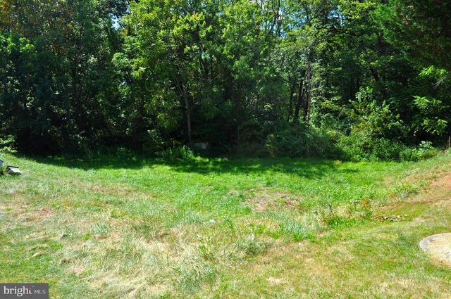 3110 GALAXY RD, Dover, PA 17315