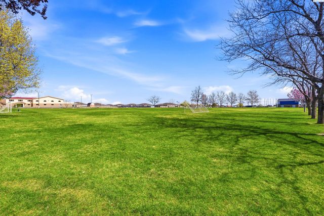 4485 Northlake Drive, West Richland, WA 99353