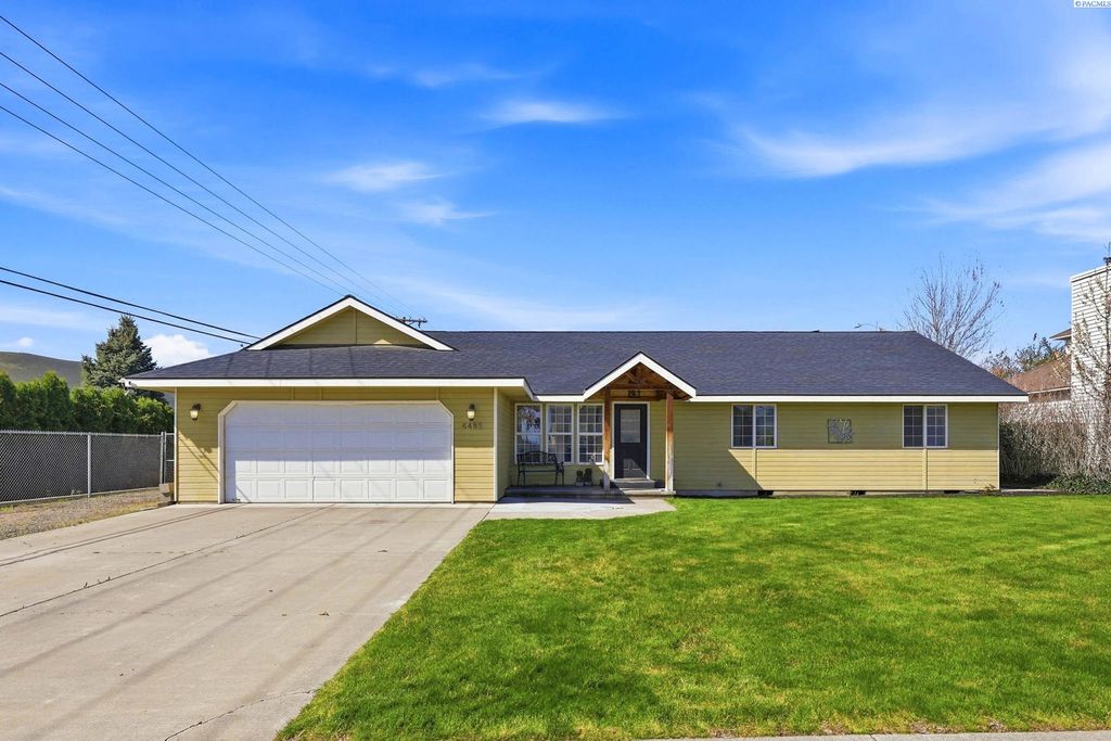 4485 Northlake Drive, West Richland, WA 99353