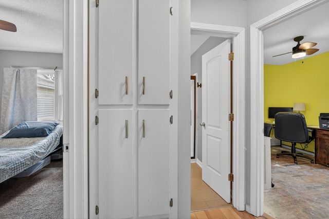 2420 SE 6th Street, Des Moines, IA 50315