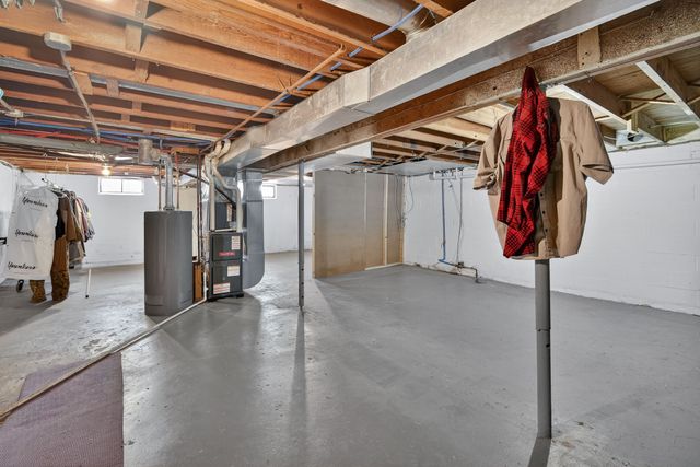 2420 SE 6th Street, Des Moines, IA 50315