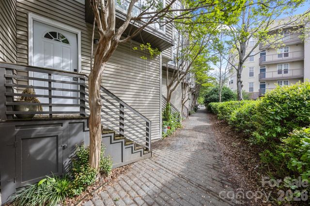 415 W 7th Street H, Charlotte, NC 28202