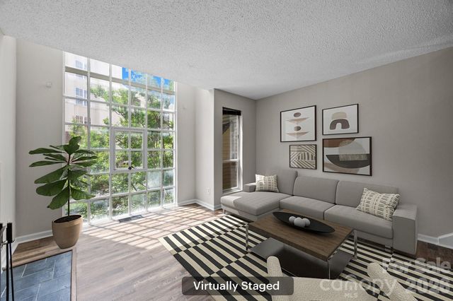 415 W 7th Street H, Charlotte, NC 28202