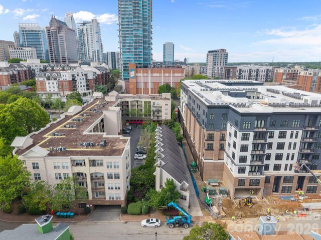 415 W 7th Street H, Charlotte, NC 28202