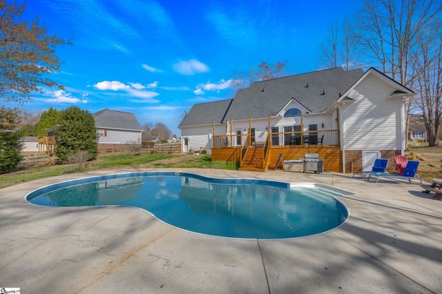 16 Sourwood Brook Court, Taylors, SC 29687