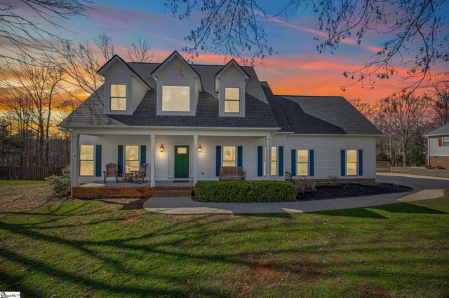 16 Sourwood Brook Court, Taylors, SC 29687