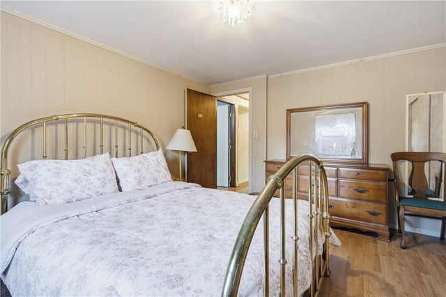 11 Linda Avenue, Portsmouth, RI 02871