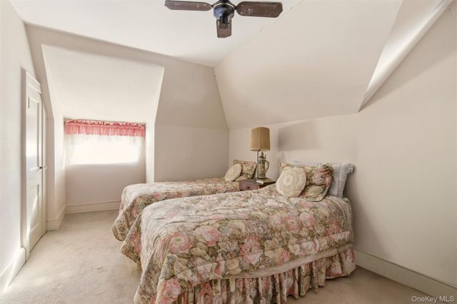 54 Summit Drive, Manhasset, NY 11030