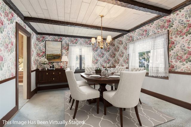 54 Summit Drive, Manhasset, NY 11030