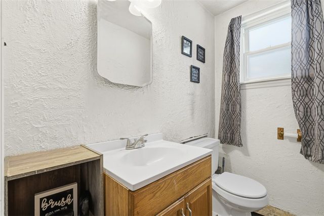 1178 Grandview Ave, N Braddock, PA 15104