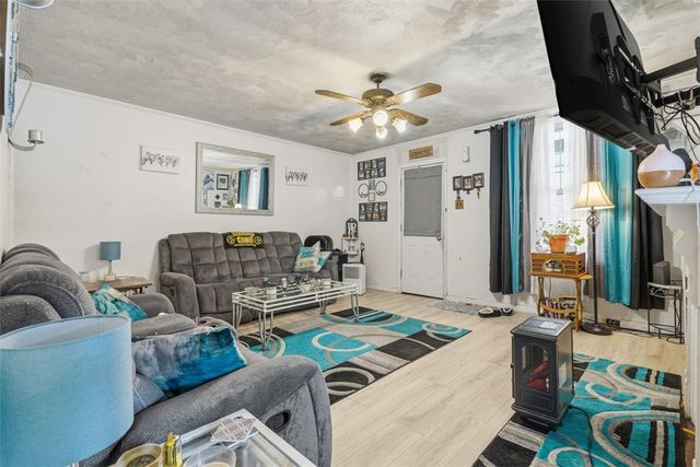 1178 Grandview Ave, N Braddock, PA 15104