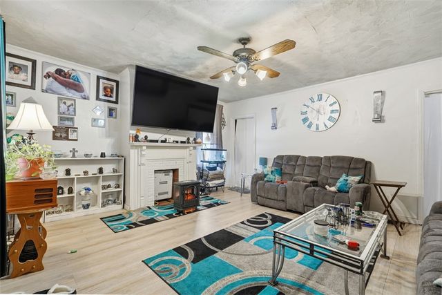 1178 Grandview Ave, N Braddock, PA 15104