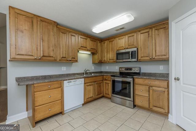40 Honeyberry Lane, Rossville, GA 30741
