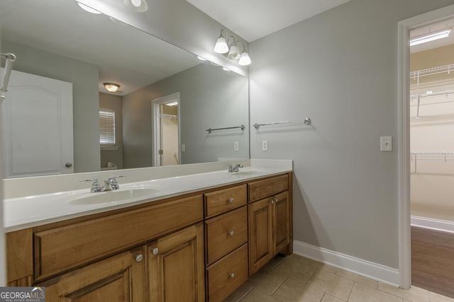 40 Honeyberry Lane, Rossville, GA 30741