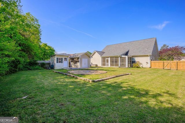 40 Honeyberry Lane, Rossville, GA 30741