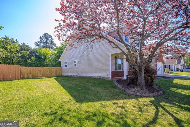 40 Honeyberry Lane, Rossville, GA 30741