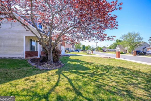 40 Honeyberry Lane, Rossville, GA 30741